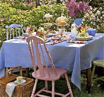 Shabby Chic Table Setting Ideas!