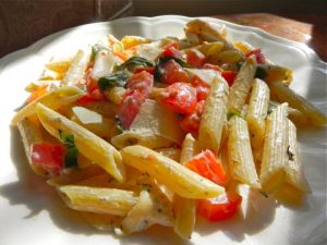 Tomato, Basil & Cheese Pasta