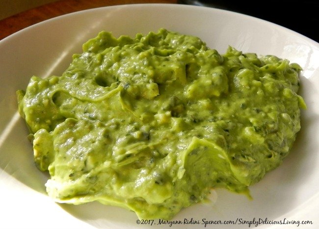 Avocado Yogurt Dip